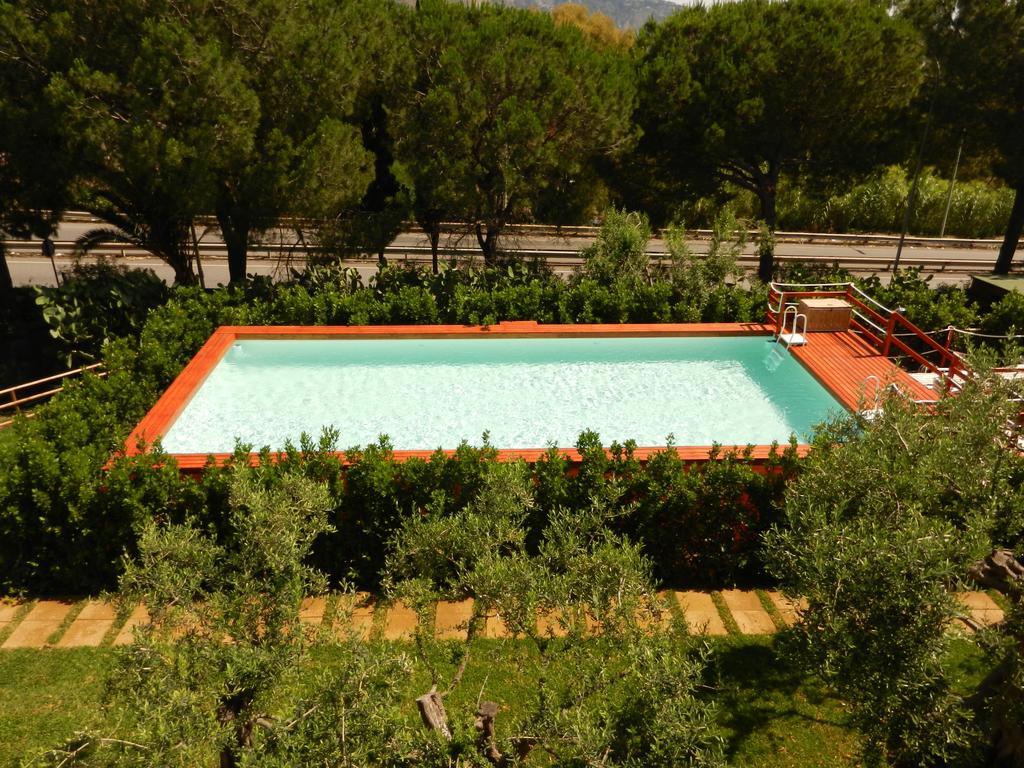 Villa Collina Giardini-Naxos Exterior foto